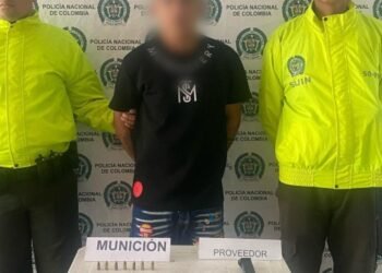 Joven de fue detenido por parte de la Policía con un arma de fuego en Espinal 