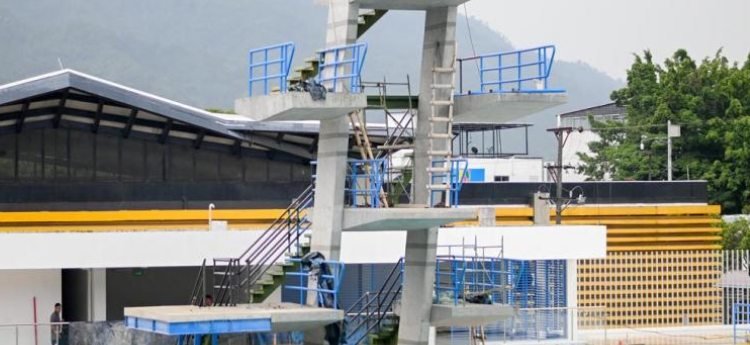 Las lluvias retrasan obras de las piscinas de la calle 42