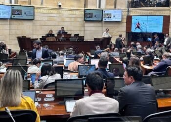Senadores expresan preocupación y piden aplazar discusión de reforma laboral ante marchas convocadas por Petro