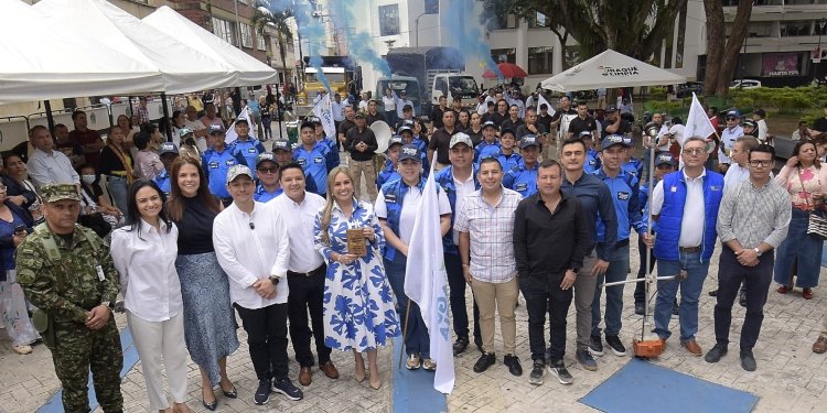 Escuadrón de ‘Soldados Azules’ de la Alcaldía trabajarán para embellecer a Ibagué