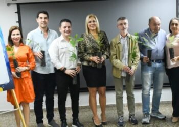 Empresas privadas y Cortolima firman pacto para la protección del agua en el departamento