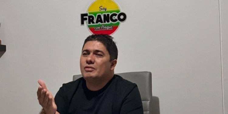 Llamada extraña recibió el concejal César Franco