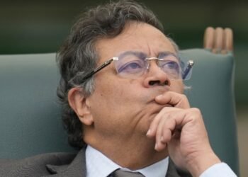 Petro advierte: «Quien despida a un trabajador por participar en la marcha enfrentará la justicia»