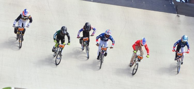 Éxito en la Válida Nacional de BMX de Ibagué