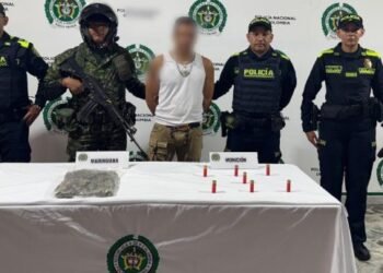 Detenido sujeto con marihuana y municiones en su bolso