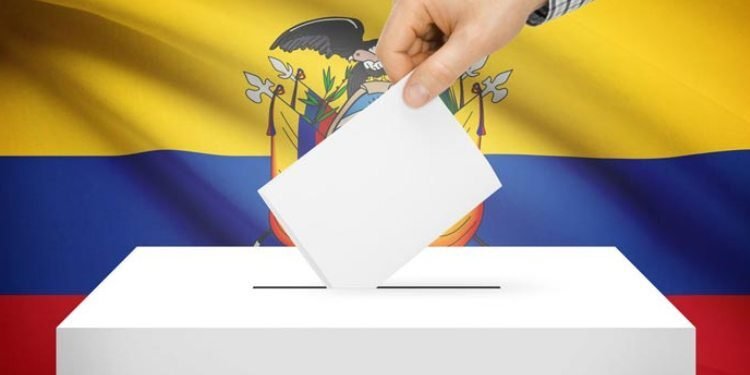 Gustavo Petro anuncia la presentación de la consulta popular en mayo de 2025 con 12 preguntas clave sobre reforma laboral