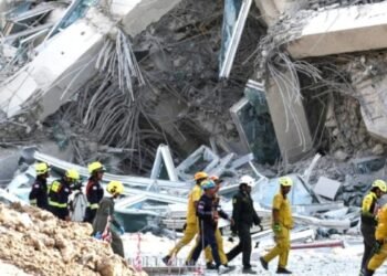 Milagro en medio de la tragedia: mujer rescatada tras 91 horas bajo escombros en Birmania