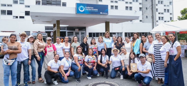 Federico Lleras y Secretaría de la Mujer realizaron la 1ª Feria de emprendimiento del sector Salud