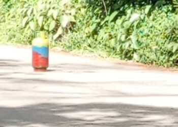 Cilindro bomba fue abandonado en la vía San Antonio – Chaparral durante el fin de semana