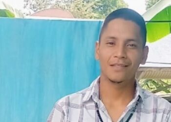 Madre de joven asesinado frente a su casa, en el asentamiento La Ceiba, del barrio Nazareth clama justicia