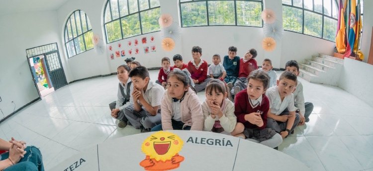 ‘Emocionarte’ la estrategia que busca sanar emociones en los jóvenes del departamento del Tolima 