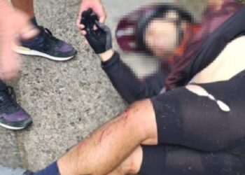 Denuncian que conductor arrolló a pareja de ciclistas, no los auxilió y huyó del lugar, en el sector de Ambalá