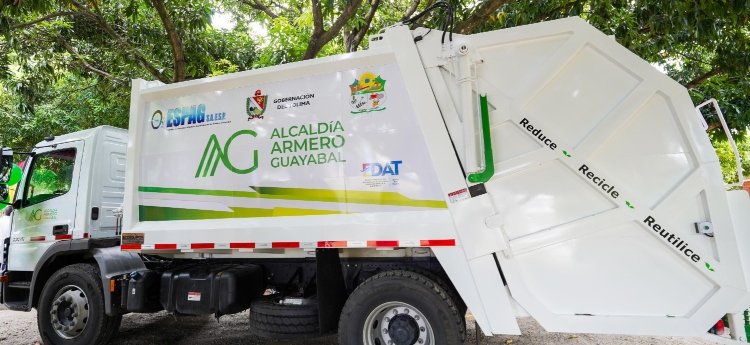 Armero recibe nuevo carro compactador de basura para el servicio de la población 
