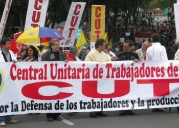 Centrales Obreras anuncian Paro Nacional de 48 Horas en respuesta a hundimiento de Consulta Popular