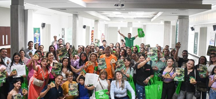 Comfenalco Tolima entregó 60 Subsidios de Vivienda