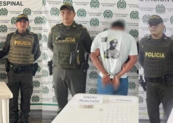 Tres personas detenidas en operativos contra la venta de drogas en Espinal 