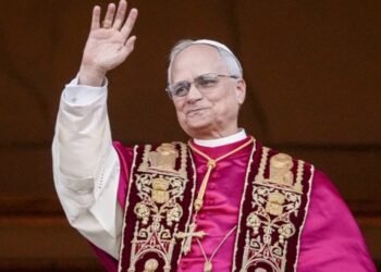 ¡Histórica elección en la Iglesia Católica: Robert Prevost, el primer papa estadounidense con nacionalidad peruana, asume el pontificado como León XIV