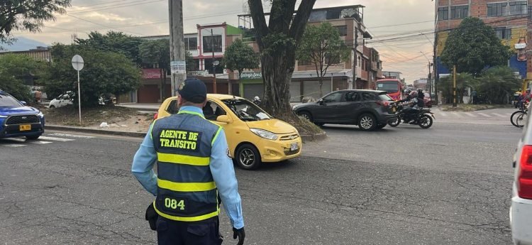 Cambia el horario del pico y placa para taxis en Ibagué
