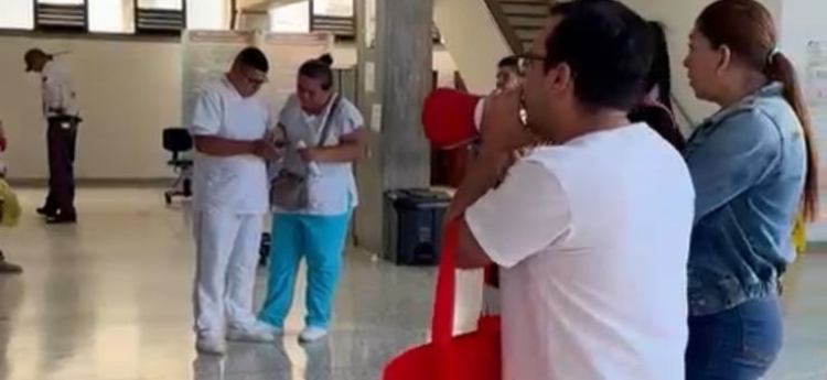 Trabajadores del Hospital Federico Lleras Acosta anuncian plantón por retrasos salariales