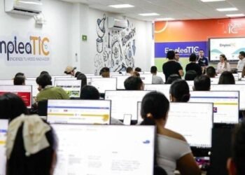 Cerca de 4 mil tolimenses se forman en manejo de tecnologías con apoyo de empresas multinacionales