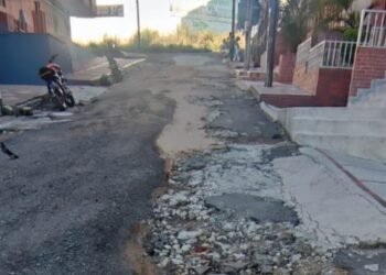 En Piedra pintada están cansados de las promesas para arreglar sus calles en mal estado 