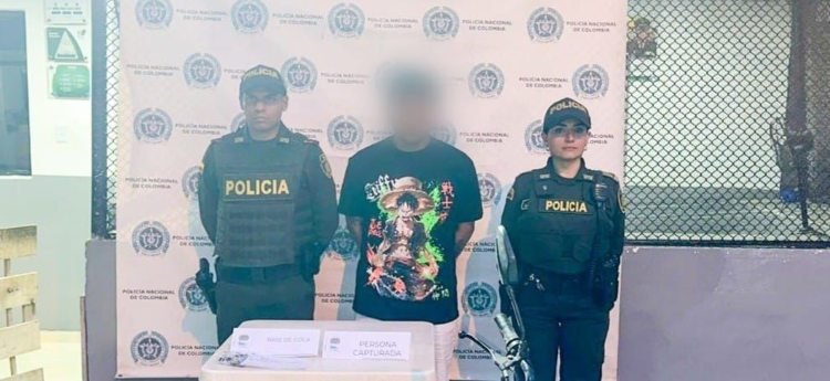 Hombre fue sorprendido con cocaína cuando se movilizaba en una motocicleta a las afueras de Ibagué