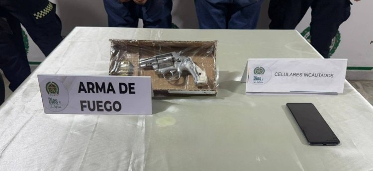 Sujetos lanzaron un revólver al techo de una casa en el barrio Nazareth