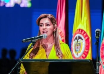 La Gobernadora Adriana Magali Matiz, sin nombrarlo, lanzó ‘puyas’ al Presidente Petro 