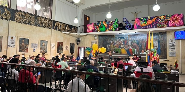 Concejo de Ibagué suspende actividades como mensaje de rechazo a la  violencia contra la democracia