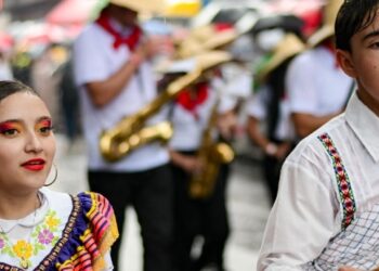 Durante el Festival Folclórico Colombiano se esperan altas expectativas del comercio para la economía