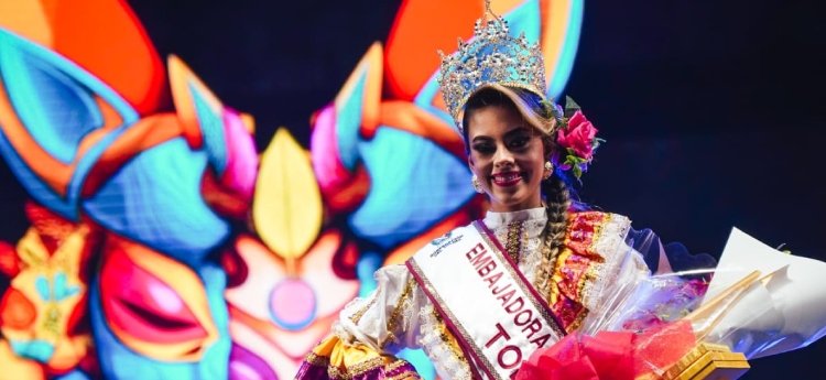 Laura Sofía Cortés Niño fue coronada como nueva embajadora departamental del folclor
