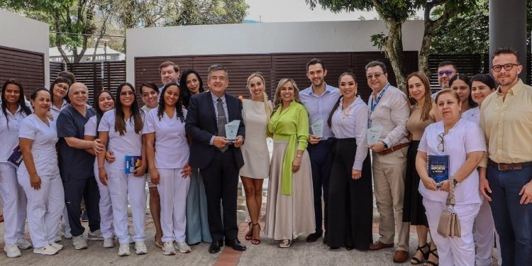 Otorgaron la Orden Combeima a tres clínicas de Ibagué