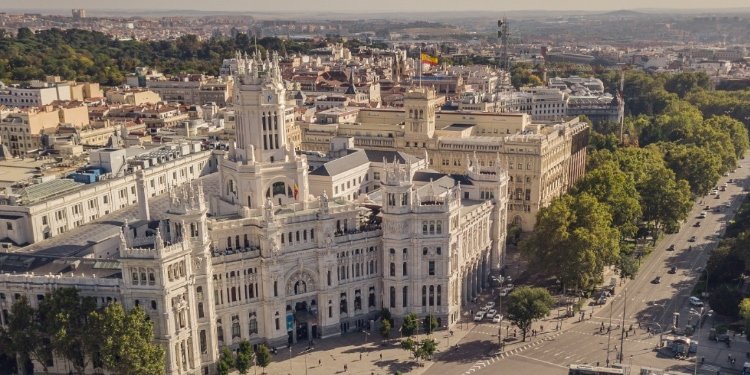 ¡Europa te espera! Comfenalco Tolima lanza viaje soñado para octubre de 2025