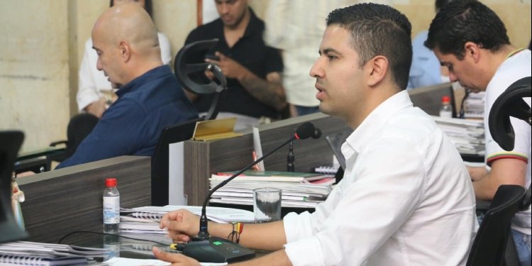 Concejal Andrés Zambrano plantea dudas de ejecución del Setp en Ibagué