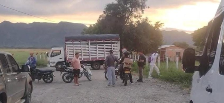 Alcalde de Armero Guayabal, Mauricio Cuellar se pronuncia frente al bloqueo en el ingreso al corregimiento de Méndez