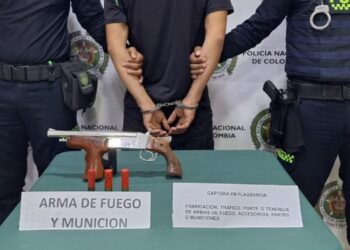 Joven fue sorprendido con una escopeta en la variante del Guamo por la Policía