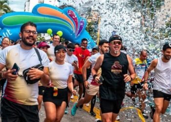 Más de 2.000 personas corrieron por la suerte y la gratitud: la Lotería del Tolima hizo historia con la primera carrera organizada por una lotería en Colombia