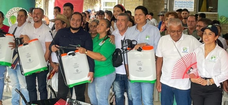 Cortolima avanza con la entrega de kits de herramientas a más 30 organizaciones no gubernamentales en el departamento