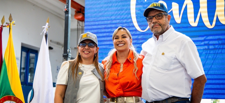 Roberto Santofimio fue posesionado como nuevo gerente del IBAL