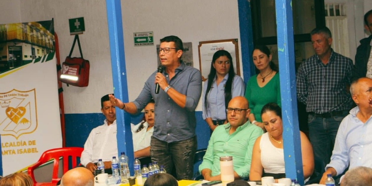 «El Gobierno Nacional está «revictimizando» a las víctimas del conflicto armado”: Giovanny Molina
