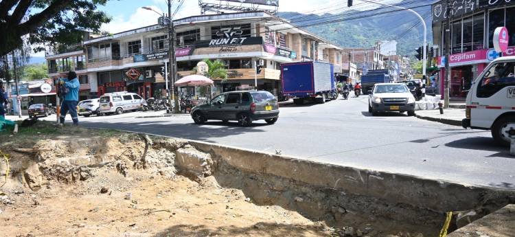 Habilitarán un paso vehicular en la calle 64 frente a La Holandesa para entrar en el barrio Ambalá