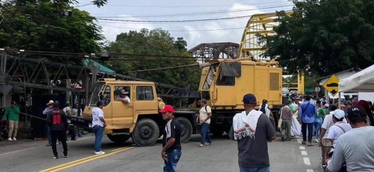 ¡Volvieron los bloqueos en las vías del Tolima! Arrancó el Paro Arrocero