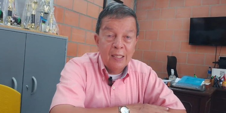 Rector del colegio San Jose, se defiende de acusaciones de negligencia y hace dramático relato del asesinato del vigilante José Luis Rios.