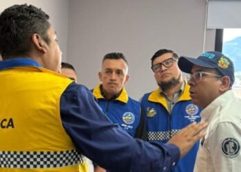 En reunión con las autoridades, los taxistas exigen controles al transporte ilegal en Ibagué