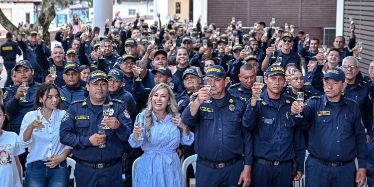 Cuerpo Oficial de Bomberos de Ibagué conmemoración 84 años de existencia