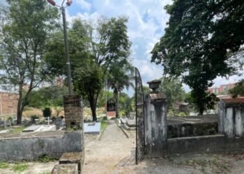 Iglesia católica intentó intervenir el Cementerio de El Salado, pero las normas lo impidieron