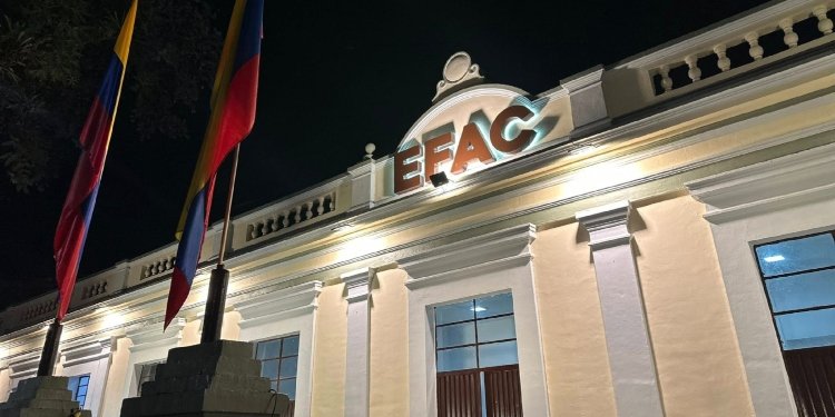 En los 20 años de la EFAC, la Alcaldesa Johana Aranda entregó obras de restauración