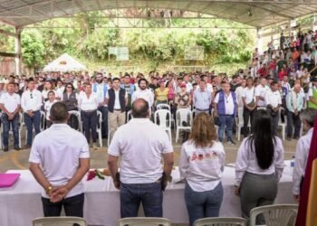 23 familias desplazadas llegarán a dos predios en Piedras