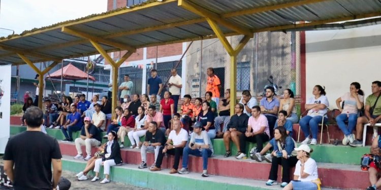 Gobernación del Tolima inicia obras de mejoramiento en 12 polideportivos de Ibagué