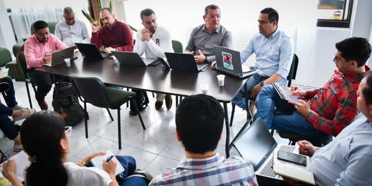 Cajamarca renace con tecnología: Gobernación del Tolima apuesta por el agro del futuro